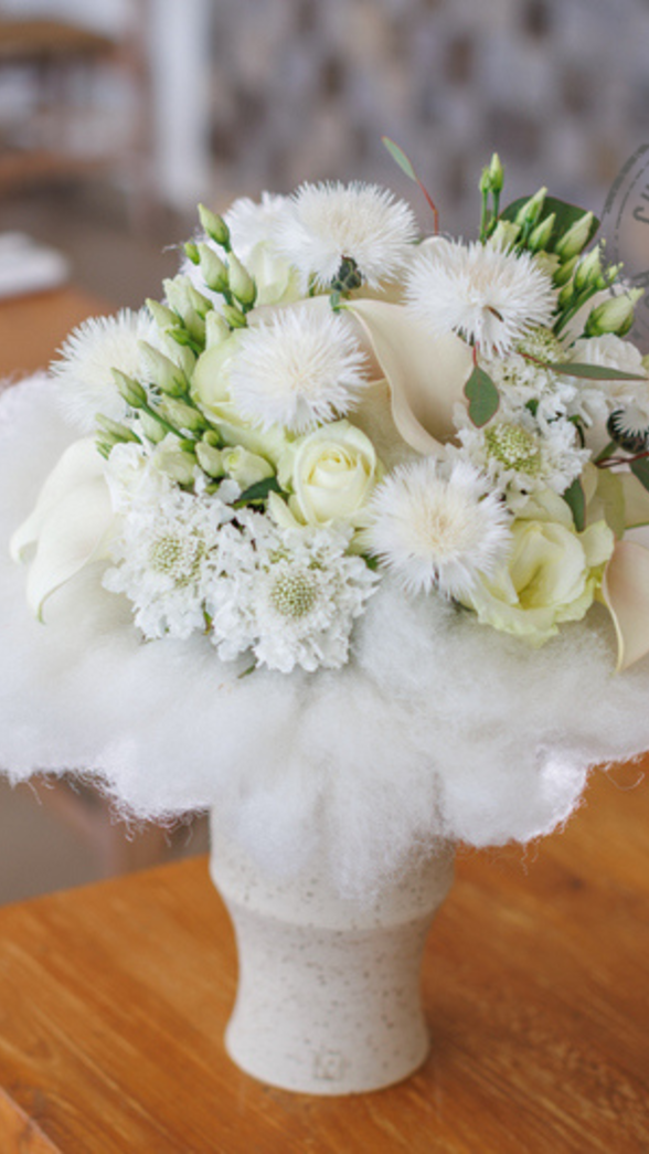sur un nuage bouquet mariée